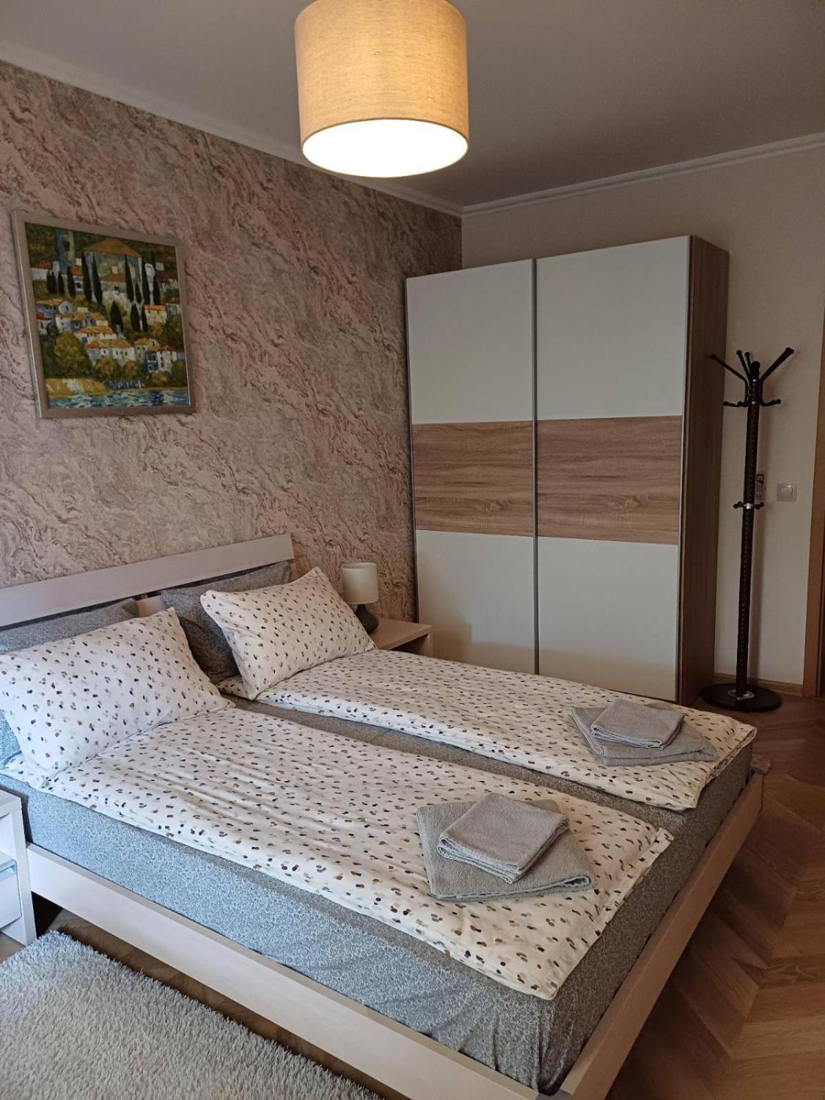 Lighthouse 1Bedroom Gec Apartment 203 Baltjik Exteriör bild